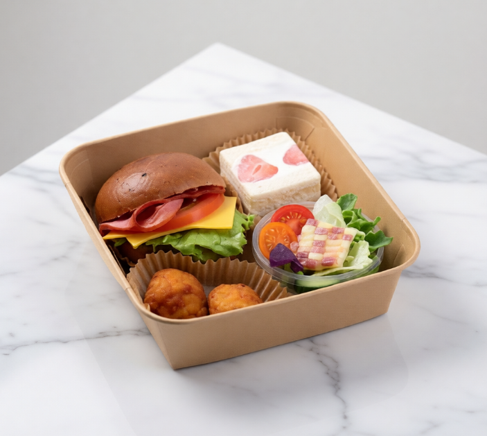 起司火腿漢堡＋義式雞肉丸＋水果三明治＋胡麻時蔬沙拉